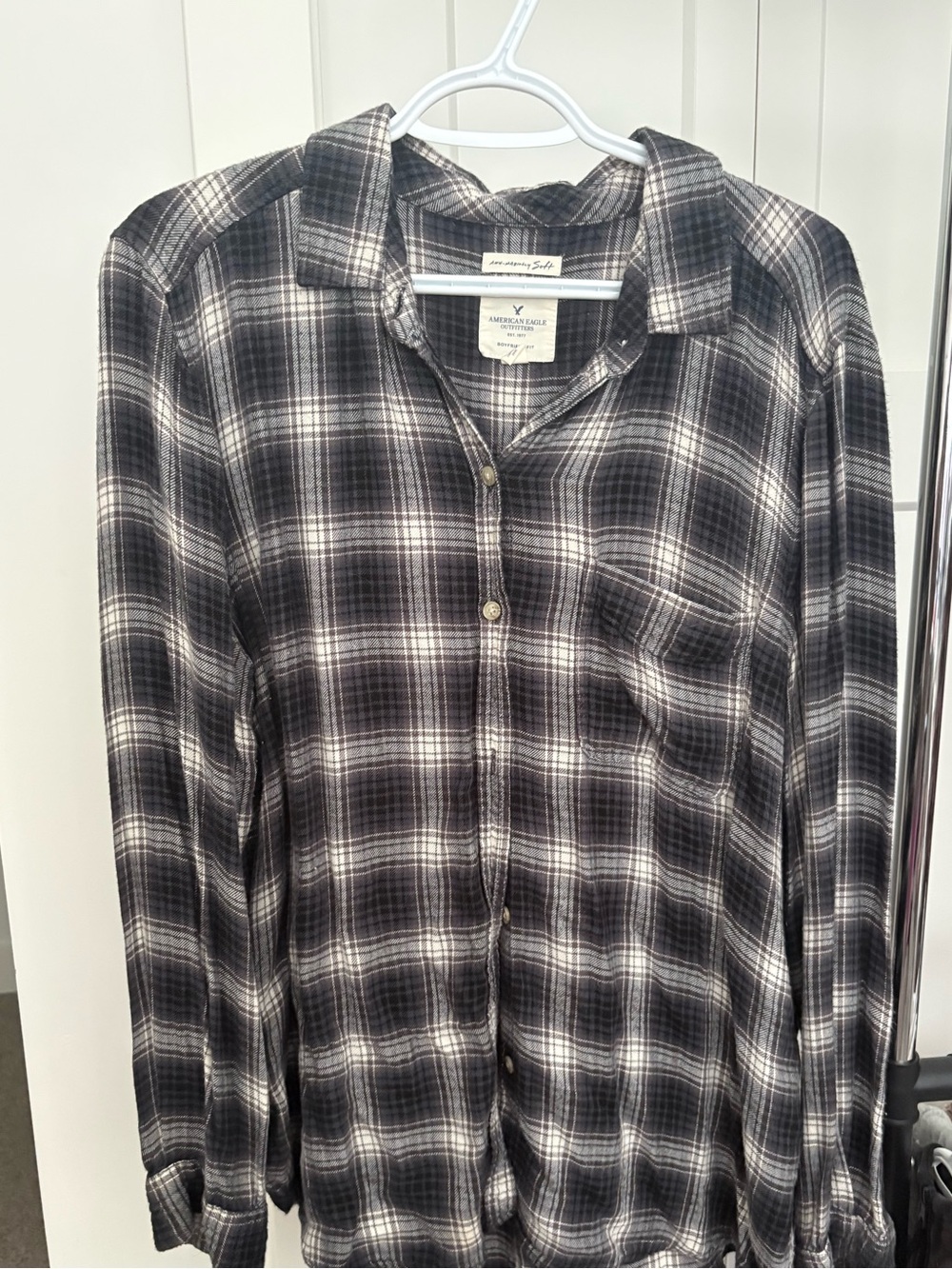 American Eagle Outfitters Boyfriend Fit Plaid Shirt